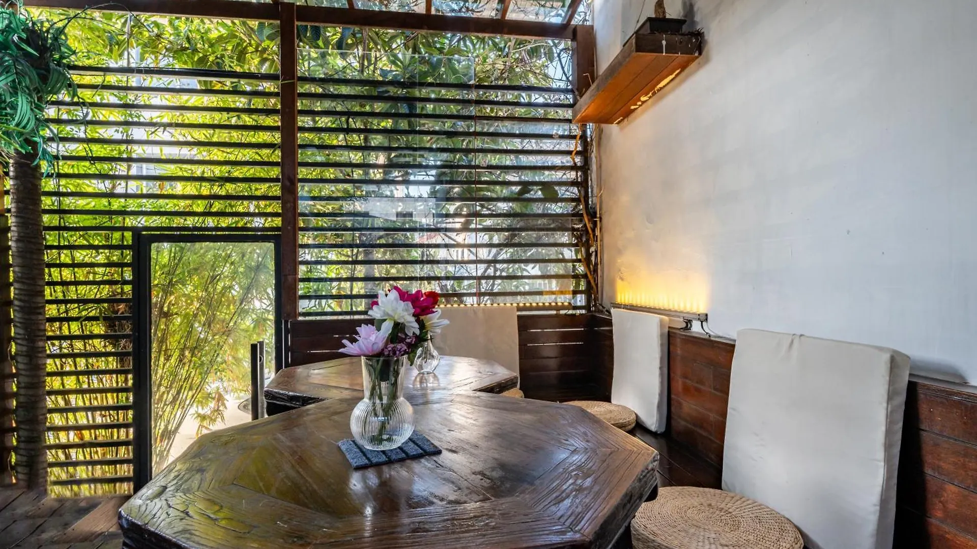 Guest house Pillow Window & Listen To Rain Inn Museum Branch Pingjiang Road, Suzhou Suzhou