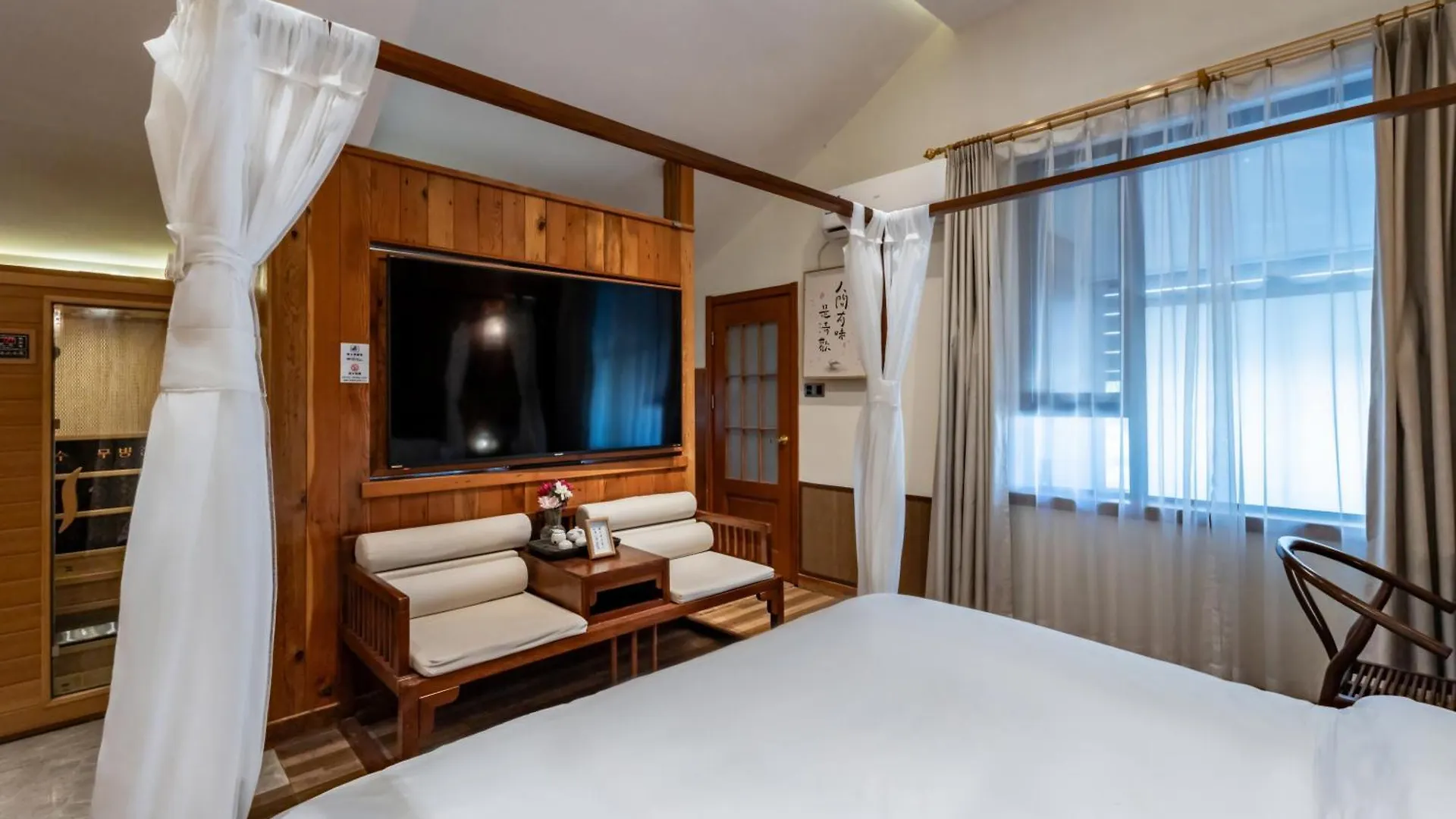 Pillow Window & Listen To Rain Inn Museum Branch Pingjiang Road, Suzhou Suzhou